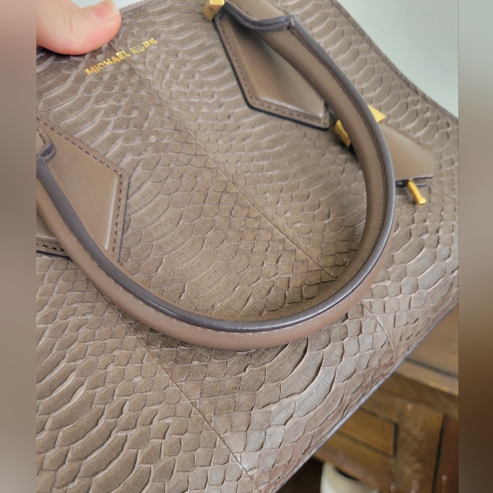Michael Kors Python satchel - Picture 5 of 8